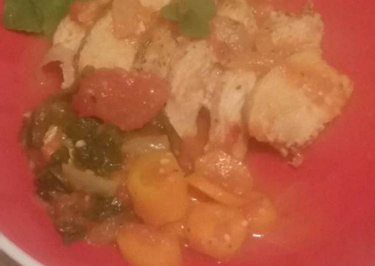 Braised Chicken in Spicy Spinach Tomato Sauce Braised Chicken in Spicy Spinach Tomato Sauce