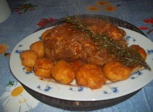 Una foto de Peceto con papas a la cacerola