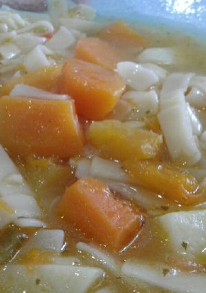 Una foto de Sopa picada de la abuela