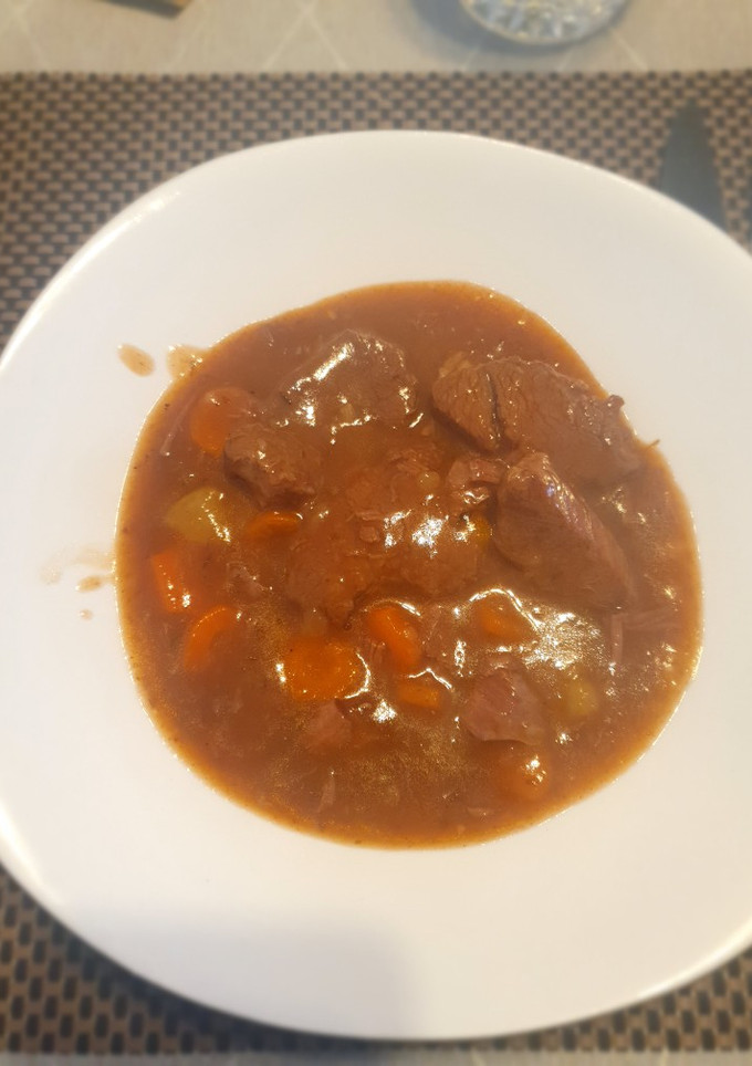 Una foto de Estofado de ternera 🍲