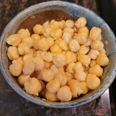 A picture of "Meditation" chick pea salad.