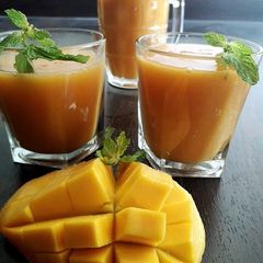 A picture of Mango juice.