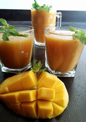 A picture of Mango juice.