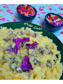 عکسی از دستور پاستا با سس قارچ