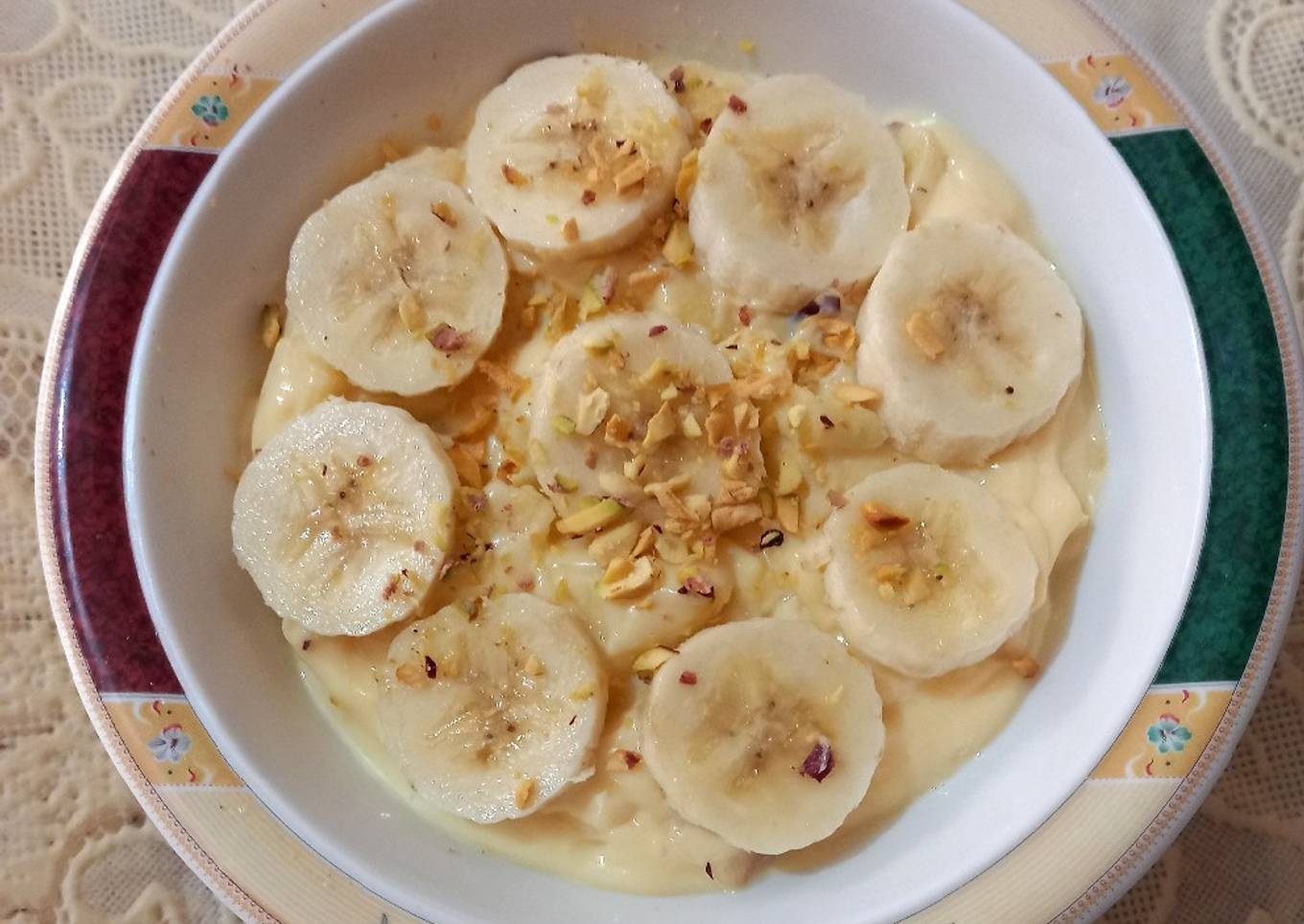 Fruity custard 🍎🍌🍎🥜