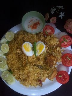 চিকেন দম বিরিয়ানী (chicken dum biryani recipe in Bengali) রেসিপির প্রধান ছবি