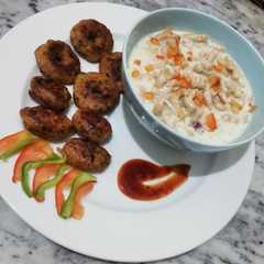 A picture of Chicken donuts kabab.