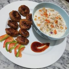 A picture of Chicken donuts kabab.