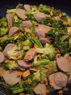 Foto resep Cah Brokoli Kailan Bakso