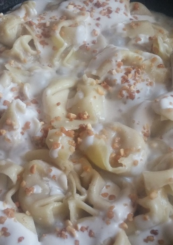 Una foto de 900. Tortellini con salsa dulce