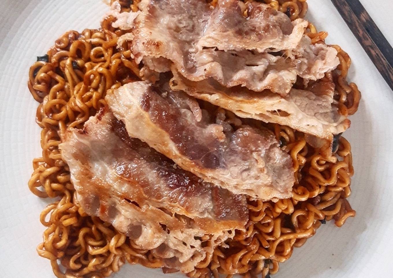 Jjapaguri/Chapaguri Noodle wit Beef Brisket