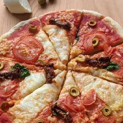A picture of Pizza Napoletana (Neopolitan Pizza) Sourdough Pizza.