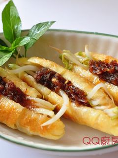 Xo醬豆芽麵腸捲 的食譜成品照片