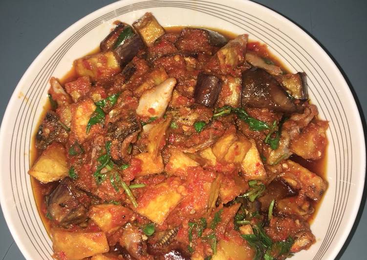 Kentang, terong, cumi, ikan gabus balado kemangi π©π»βπ³ππ