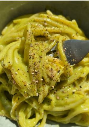A picture of Avocado Carbonara.
