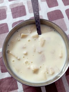 सेव कस्टर्ड (seb custard recipe in Hindi) रेसिपी मुख्य फोटो