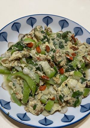 絲瓜九層塔炒蛋 的食譜成品照片