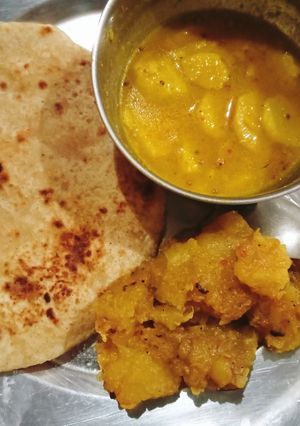 अरबी की रसेदार सब्जी (arbi ki rasedar sabzi recipe in Hindi) रेसिपी मुख्य फोटो