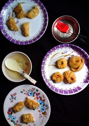 চিকেন মোমো (Chicken momo recipe in bengali) রেসিপির প্রধান ছবি