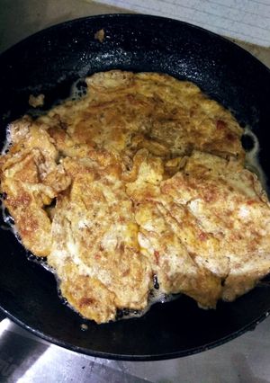 A picture of Egg Qeema Omlete.