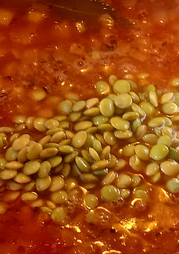Una foto de Guiso de lentejas y zanahorias de diferentes colores, para congelar