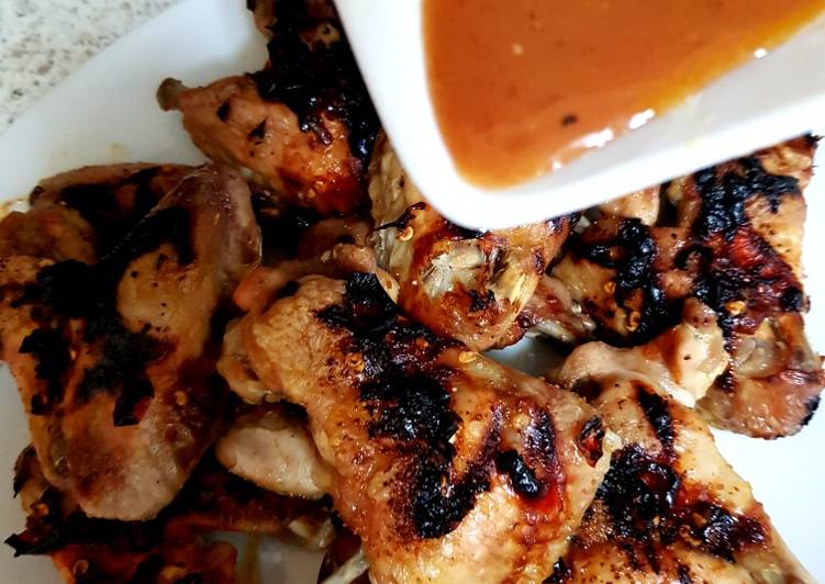 How to Prepare Perfect My Chilli Garlic Chicken Wings in a homemade sauce. 😍