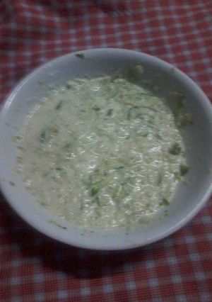 A picture of Sour cream salad.