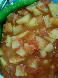 صورة لوصفة يخنة بطاطا مع بندورة 😊