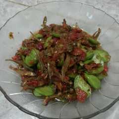 รูปของ Sambel teri vs pete