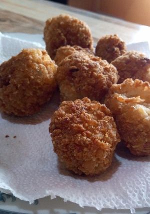 Una foto de Croquetas de arroz!