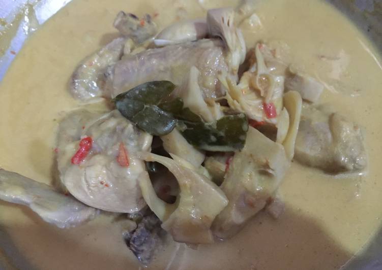 Resep: Gulai ayam nangka muda simpel