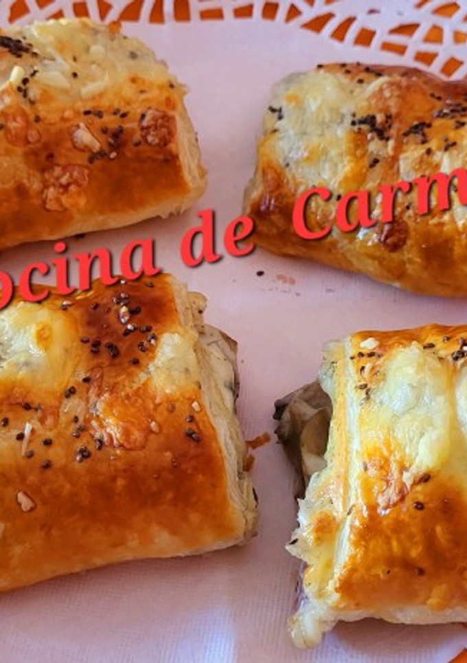 Una foto de Hojaldres de champiñones y queso