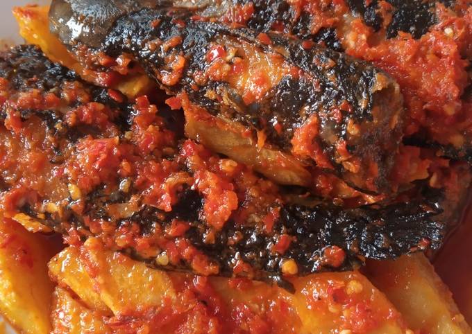  Resep enak membuat Goreng lele sungai VS kentang balado dijamin sempurna