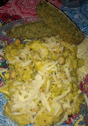 Una foto de Arroz con pollo !!😋💥💣