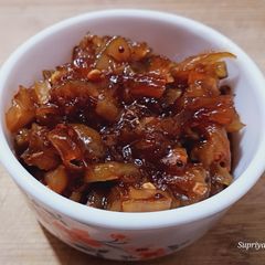 A picture of Raw mango sweet pickle.