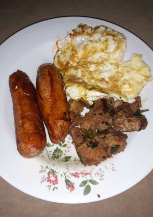 A picture of Sausage,mayai pork.