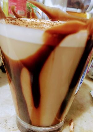 কোল্ড কফি চকো শরবত(cold coffee choco sharbot recipe in Bengali) রেসিপির প্রধান ছবি