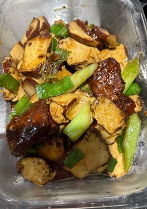 豆乾炒青蒜 的食譜成品照片