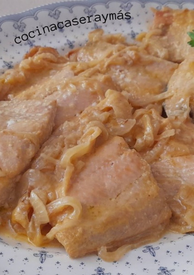 Una foto de Salmón al curry
