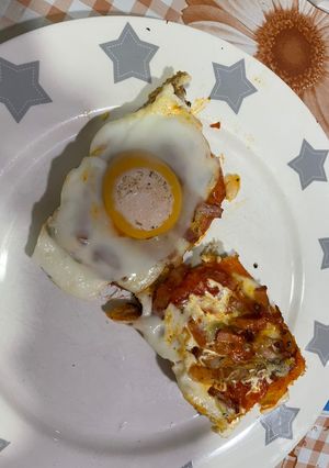 Una foto de Sándwich pizza