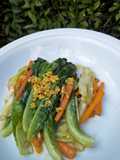 Garlicky Romaine