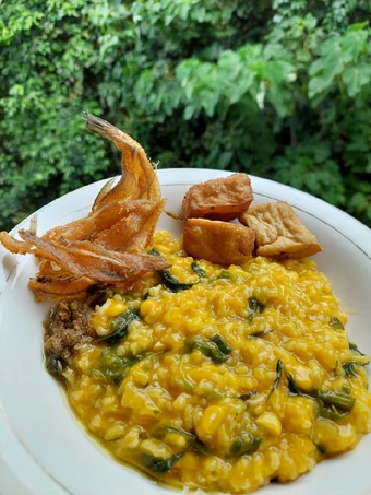 Langkah Gampang Menyiapkan Resep Bubur Manado Special yang Bisa Manjain Lidah Anti Ribet, Uenak Banget