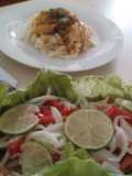 Cinta burn con mozzarella y guisado de cochino con alcaparras