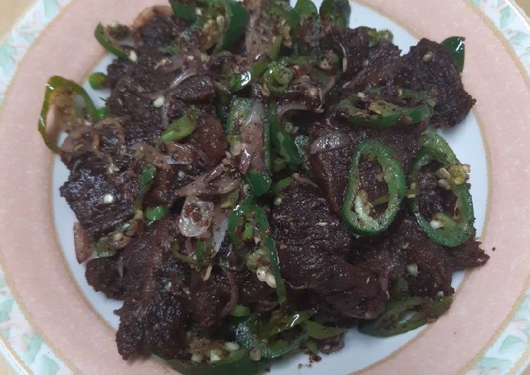 Dendeng batokok (cabe hijau)