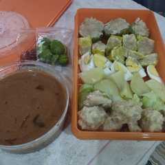 รูปของ Siomay ayam enakk