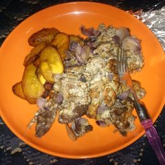 A picture of Fried Plantain and Eggs.