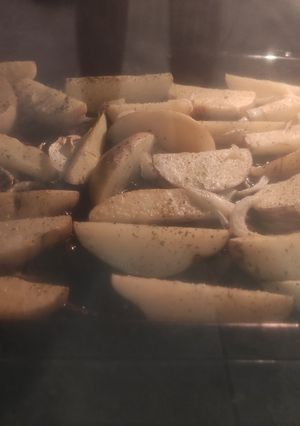 Foto principal de Patatas al horno con cebolla