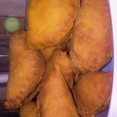 A picture of Meat pie 😋😋😋.