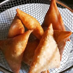 A picture of Samosa.