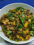 Peyajkoli Diye Mourola Macher Chorchori